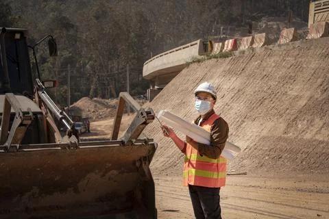 Two Surveyor builder Engineer technician  Business Team discuss plan at new c Foto stock