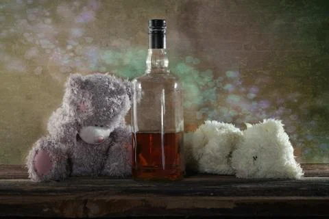Two Teddy Bears drunk bourbon whiskey 2 스톡 사진