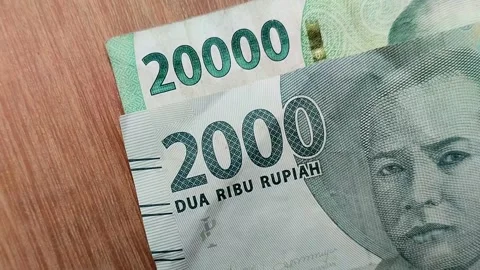 Two thousand rupiah and twenty thousand rupiah 스톡 동영상 308771081