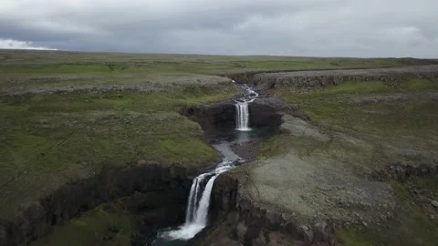Two waterfalls behind one another aerial Vídeos de archivo 166859924