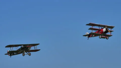 Two WW1 planes take-off at air show Video stock 196727587