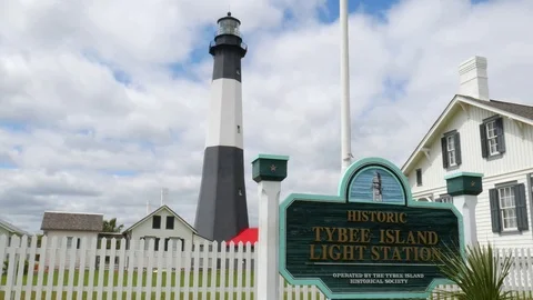 Tybee Island Lighthouse in 4K Stock Footage 73609052