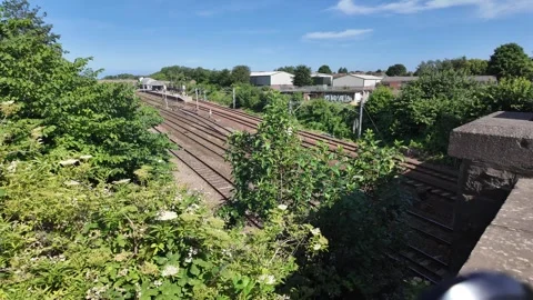 Tyne &amp; Wear Metro Class 599 Departing Pelaw 库存影片 339948366