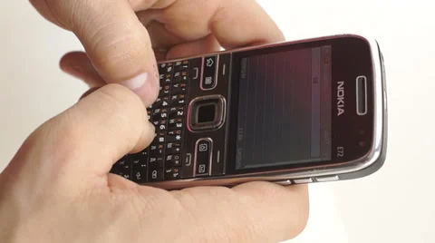 Type a message on your mobile (1) Video stock 48629771