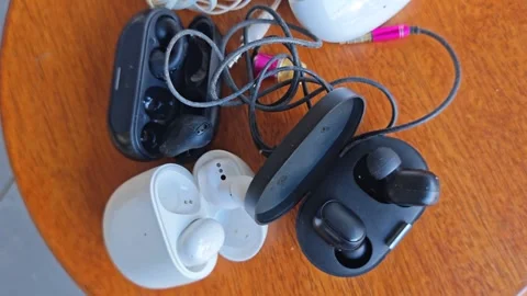 Types earbud Stock Footage 339111679