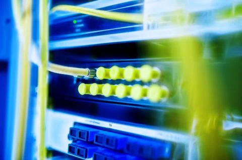 Types of network cables with the ability to receive and transmit signals up t Foto stock