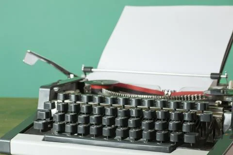 Typewriter with blank page Stock Photos