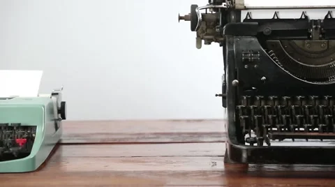 Typewriter dolly shot Stock Footage 57671583