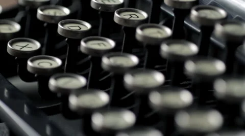 Typewriter rack focus Stock Footage 5089291