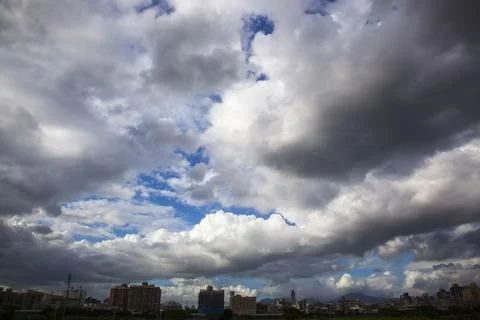 Typhoon, cloud layer, city, architecture, color cloud Foto stock