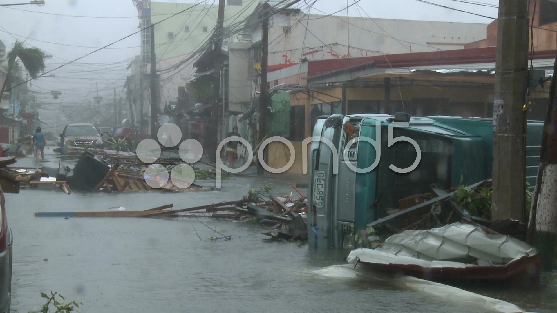 typhoon haiyan storm surge