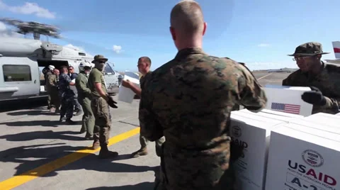 Typhoon Haiyan Evacuation Video stock 32704406