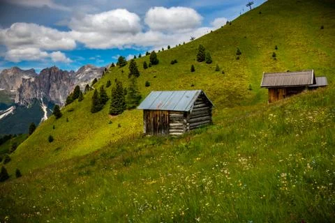 Typical barn in the dolomites Foto stock
