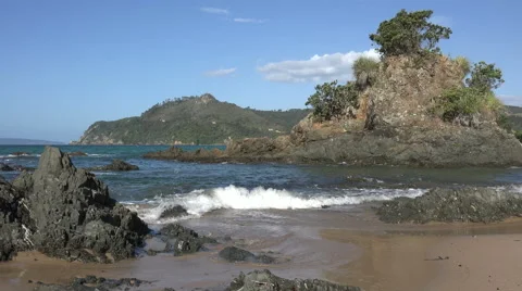 Typical beach scenery on Coromandel Peninsular, New Zealand Stock-Footage 47536613