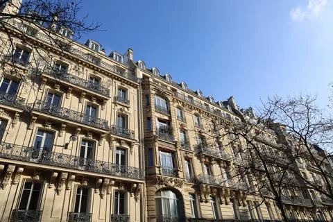 Typical bulding facade from Paris 스톡 사진