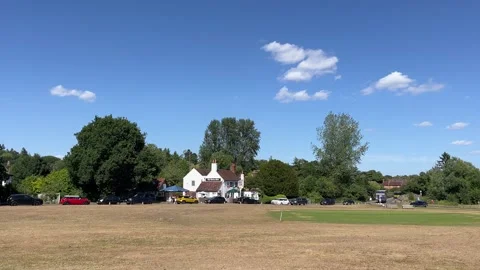 Typical Countryside pub in England Видео 312717899