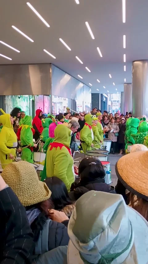 A typical historical costumed dance at a parade in Munich, Germany.  Stock Footage 275197559