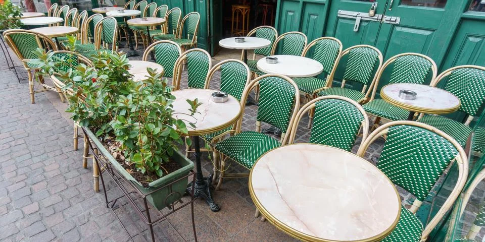 Typical Paris Cafe Foto stock