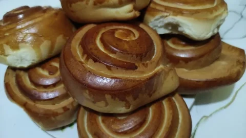 Typical round white bread from Peru. Vidéo 284643816