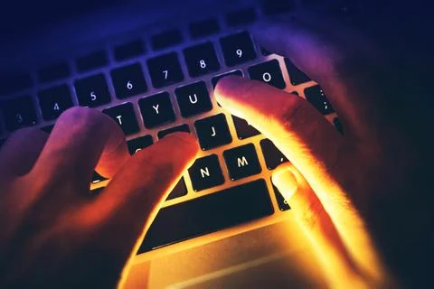 Typing on the Computer Stock-Fotos