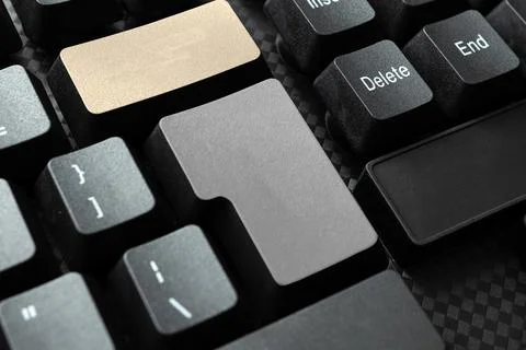 Typing Firewall Program Codes, Typewriting Rules Regulations Book, Internet Foto stock