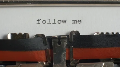 Typing "follow me" on typewriter Video stock 87351533