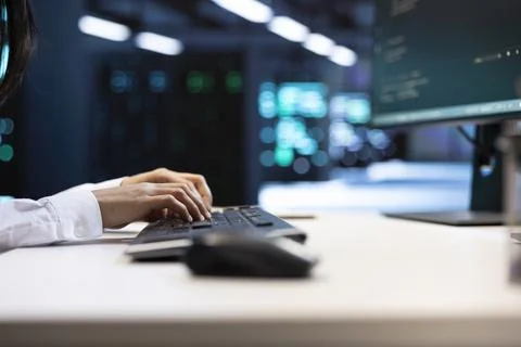 Typing, keyboard and coding in data center, close up Stockfoto's