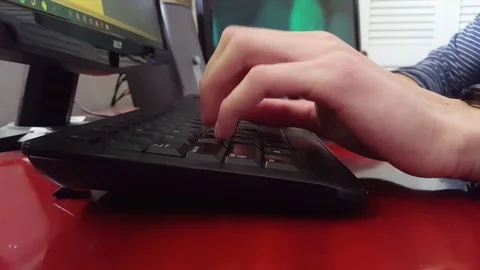 Typing on a keyboard Close Up 스톡 동영상 73946634