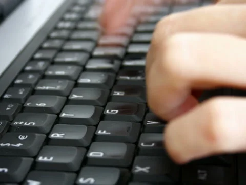 Typing on keyboard - web small Video stock 910034
