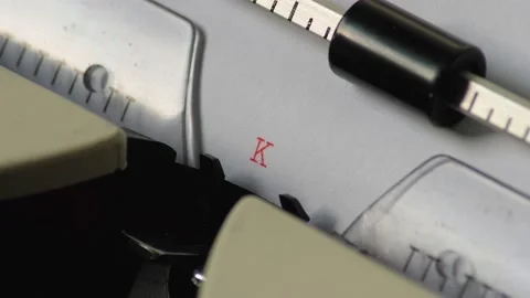 Typing "KGB" on an old electric typewriter Stockbeeldmateriaal 201270149