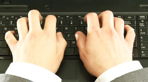 Typing on laptop Stock-Footage 4884966