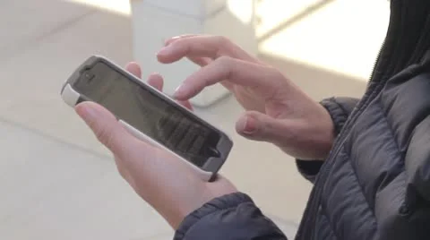 Typing text on cell phone Video stock 22025649