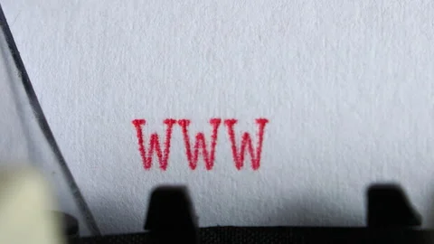 Typing "WWW" on an old electric typewriter Vídeo Stock 198420982