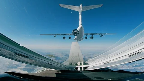 U-turn in the refueling line Video stock 125383007