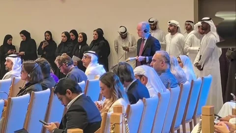 UAE: UAE affirms commitment to avoiding military escalation amid Middle E... Stockbeeldmateriaal 330172627
