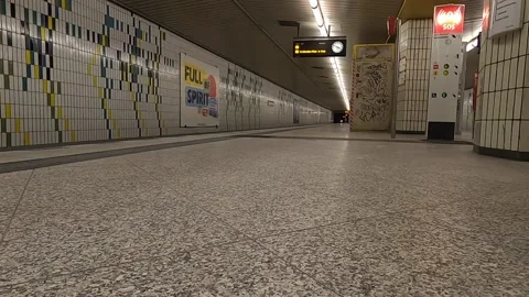 Ubahn station spichernstraße Video stock 141650264
