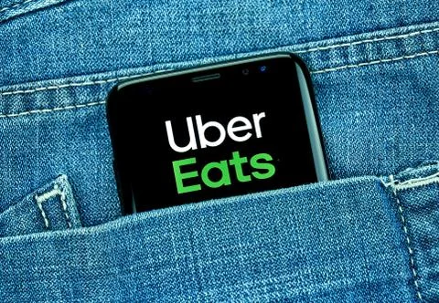 Uber Eats mobile app on Samsung s8. 库存照片