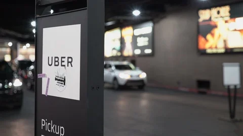 Uber Ride Share Pick Up Las Vegas Hotel Resort Casino Stock-Footage 113195679