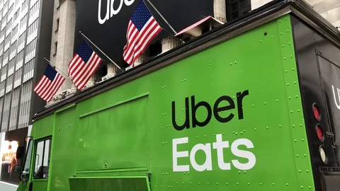 Uber Technologies Inc. (NYSE: UBER) becomes public company via initial public Stock Footage 121824939