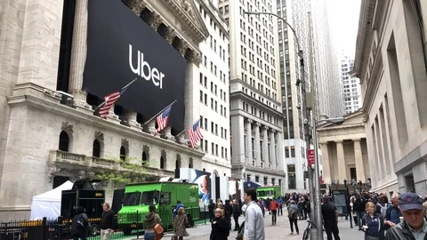 Uber Technologies Inc. (NYSE: UBER) becomes public company via initial public Stock Footage 121824943