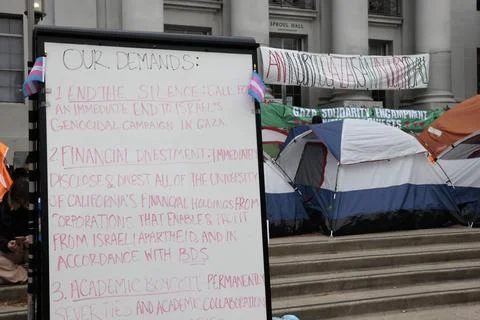 UC Berkeley students protest in support of Palestine, USA - 23 Apr 2024 Stock Photos