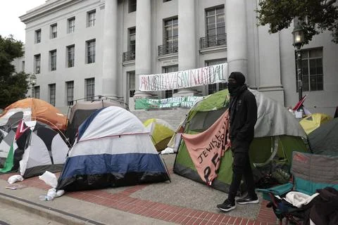 UC Berkeley students protest in support of Palestine, USA - 23 Apr 2024 Stock Photos