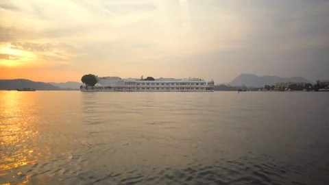 Udaipur lake view Stock Footage 111828415