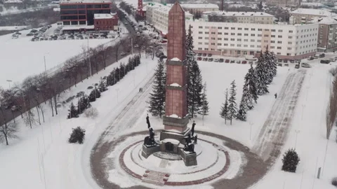 Ufa, Bashkortostan - The Russian-Bashkir Friendship monument in Ufa, at winter 스톡 동영상 130757908