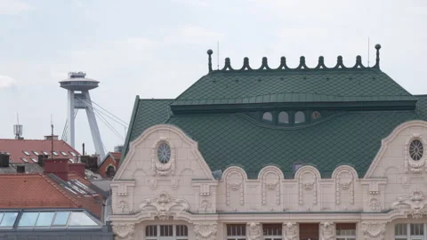 UFO Bridge behind the architecture of Old Town Bratislava, Slovakia Stock-Footage 285106899