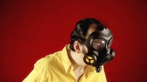 Ugly man gas mask scared Stock Footage