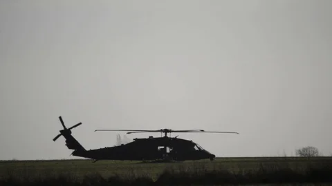UH-60 Black Hawk gorund running Stock Footage 102944402