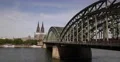 UHD 4K Cologne Cathedral Skyline Trains Movement Crowd Walk Hohenzollern Bridge 4k or 4k+ Resolution
