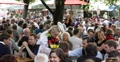 UHD 4K Costume Waiter Woman Serves Drinks Beers Happy People Munich Oktoberfest 4k or 4k+ Resolution