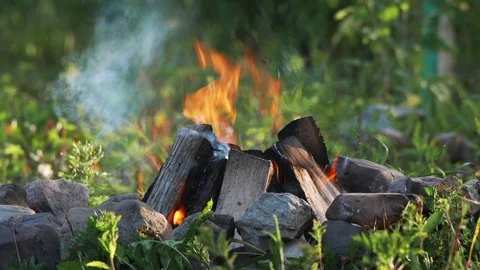 UHD closeup shot of the backyard bonfire Stock-Footage 112163014